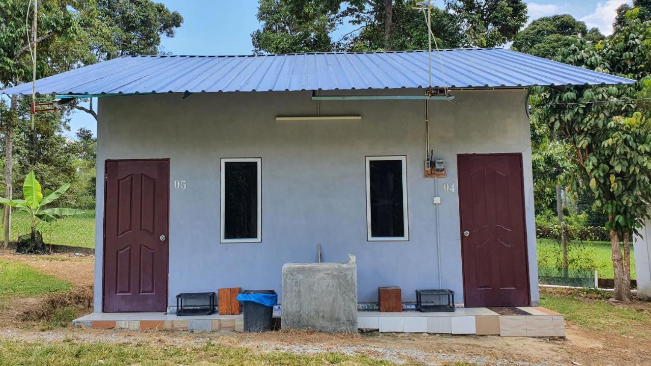 Chalet Kampong Semawar Kuala Kangsar Exterior foto