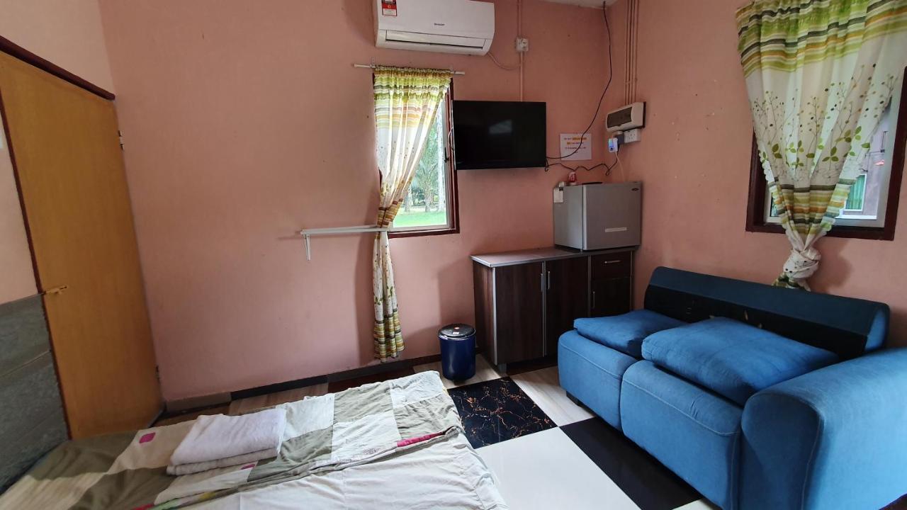 Chalet Kampong Semawar Kuala Kangsar Exterior foto