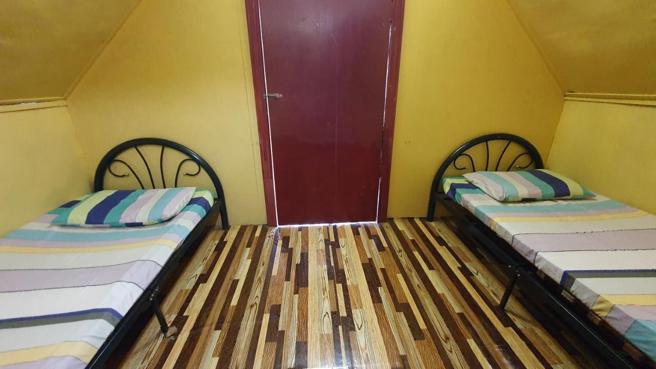 Chalet Kampong Semawar Kuala Kangsar Exterior foto